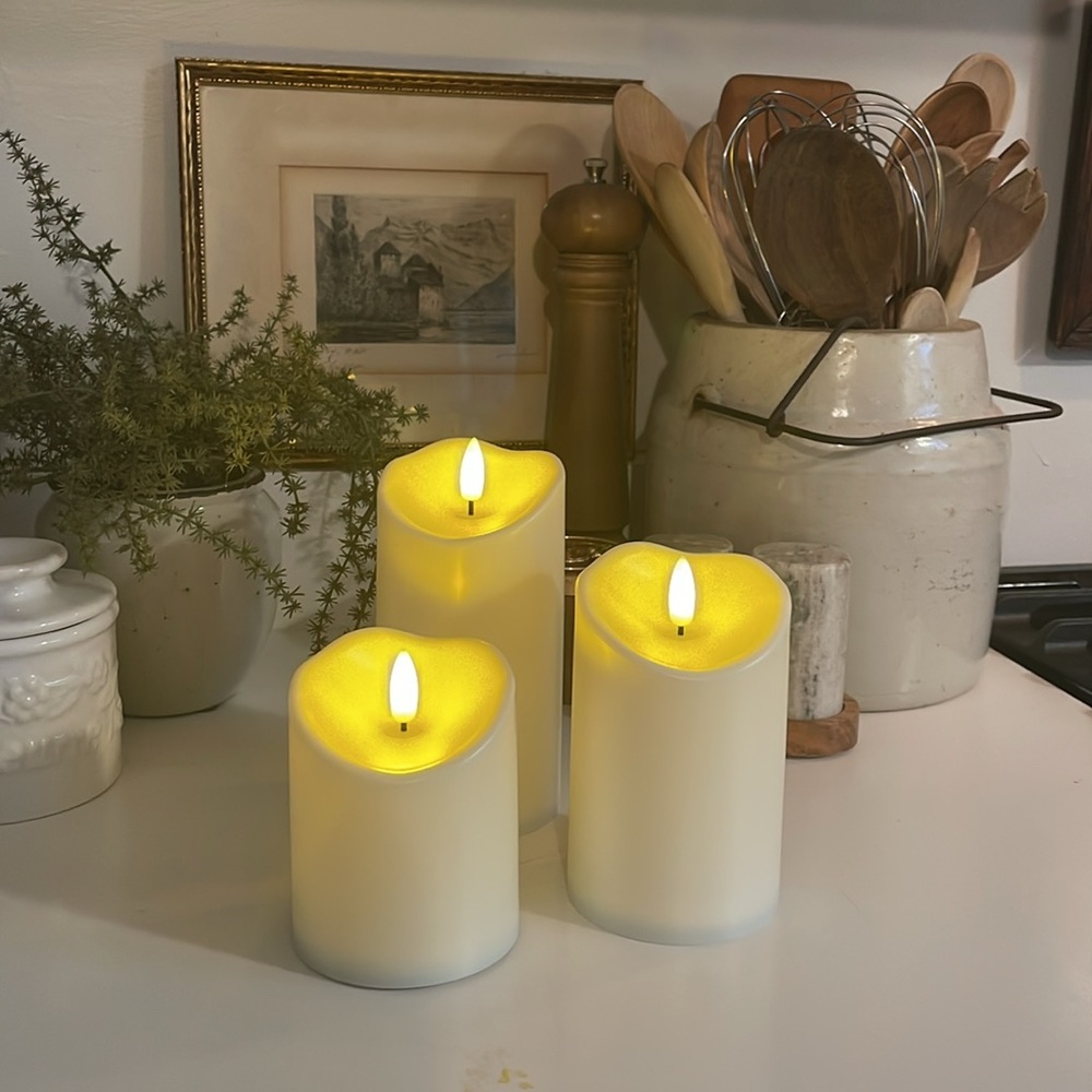 3 Cream LED Flameless Candles and remote